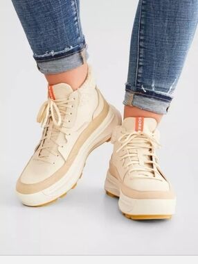 Sorel Ona 503 Mid Cozy Lace-Up Boots